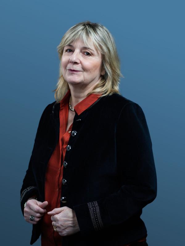 Véronique MER